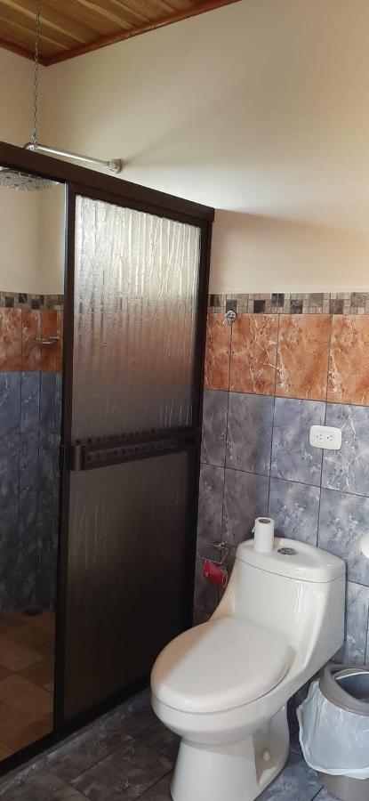 Cabinas El Pilon Rio Celeste Екстериор снимка